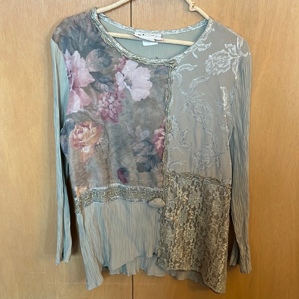Funky Vintage Patchwork Blouse, Sage Green, Lace Accents, Flowy Tunic Sz Lg